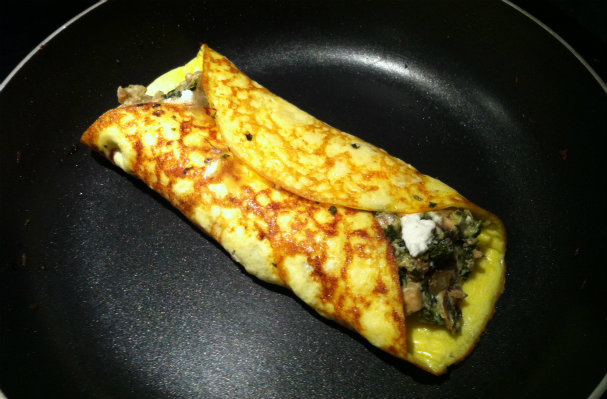 Fold omelette