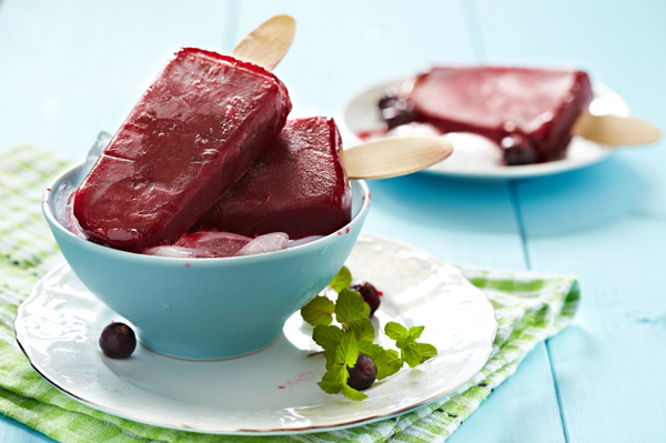 Homemade berry popsicle