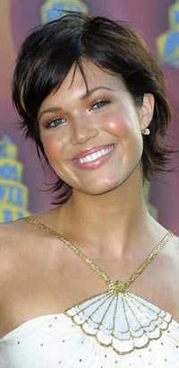Mandy Moore's short hairstyle