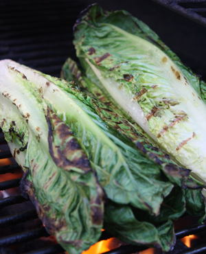 Lettuce on grill