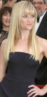 Reese Witherspoon's straight hairstyle with bangs