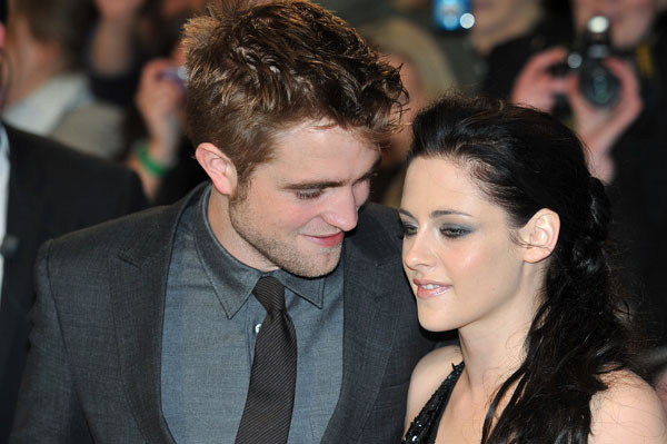 Robert Pattinson might take Kristen Stewart back