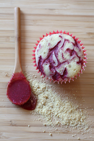 Strawberry cheese cupcakes