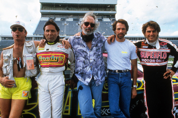 Tony Scott (center), Tom Cruise (right) in Days of Thunder