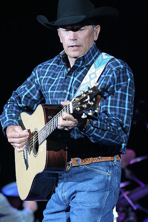 George Strait announces final tour