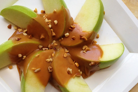 caramel apple slices