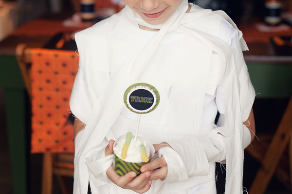 Halloween party ideas -- cupcakes
