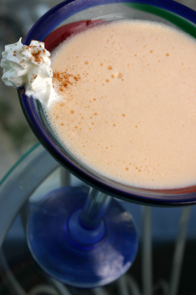 Butterscotch Cinnamon Apple Pie Martini
