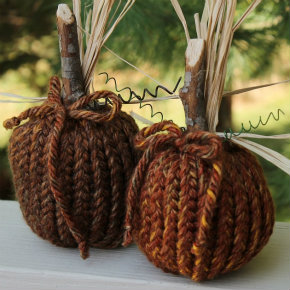 Fall Knitted Pumpkins