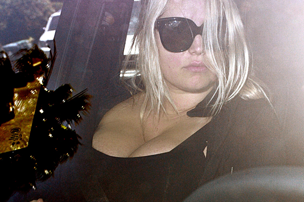 Jessica Simpson talks weight loss struggles
