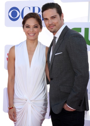 Kristin Kreuk and Jay Ryan in Beauty and the Beast 