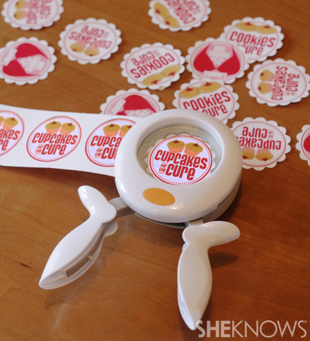 Cupcakes for the cure label