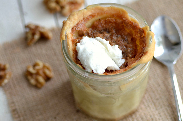 Maple walnut Mason jar pie