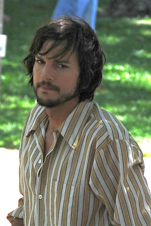 Ashton Kutcher in Jobs