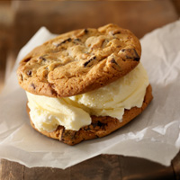 Ice cream sandwich