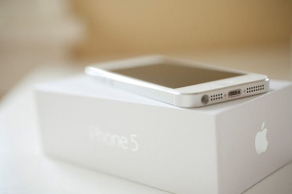 iphone 5 in box