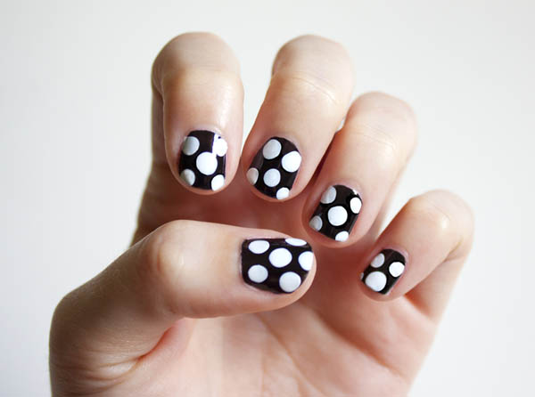 polka dot nails