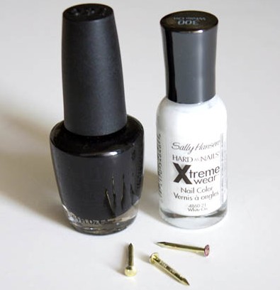 Polka dot nail supplies