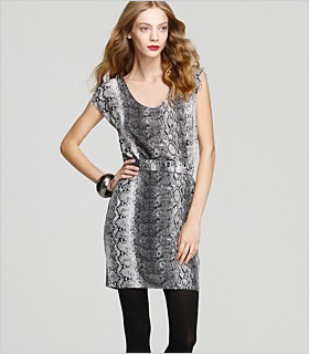 Scoop neck dress