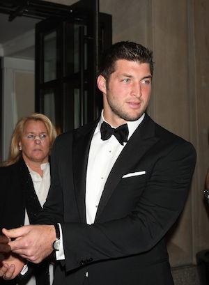 Tim Tebow new girlfriend is Camilla Belle