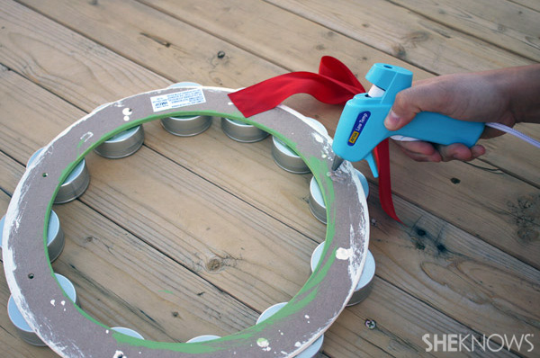 DIY 12 days wreath step 11