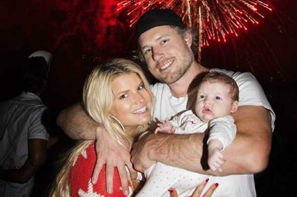 Jessica Simpson with Eric Johnson and Maxwell