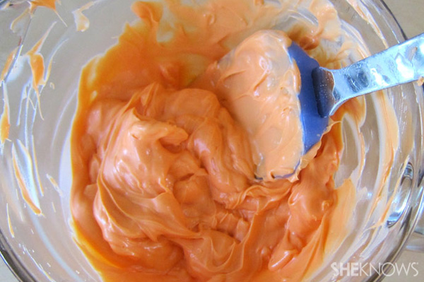 Prepare orange candy coating