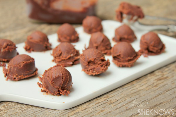 Chocolate raisin truffles