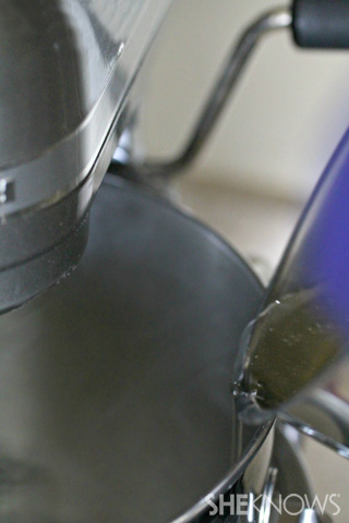 Pour sugar into bowl