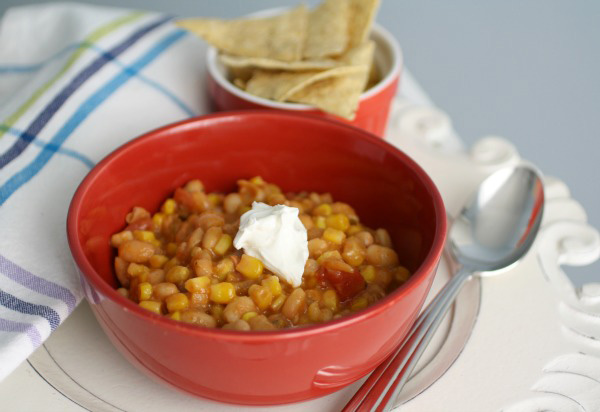 White bean and corn chilli