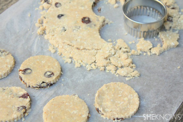 Oatmeal raisin cookies