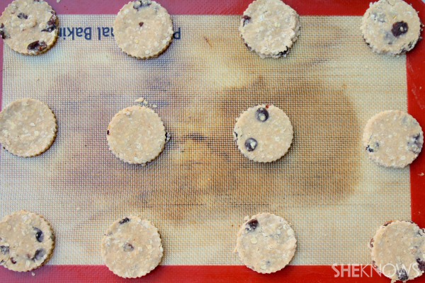 Oatmeal raisin cookies