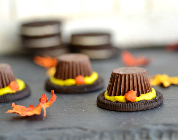 Oreo pilgrim hats