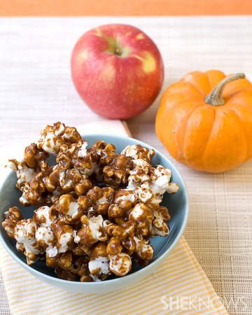 Pumpkin apple caramel corn