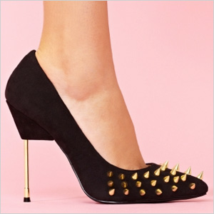 get-noticed suede pumps 