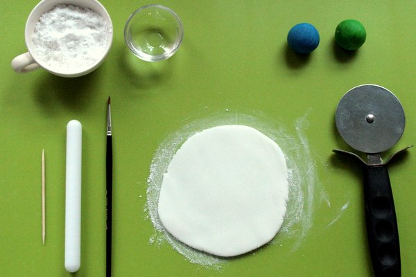 spotty sugarpaste equipment