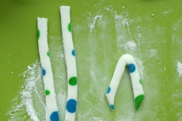 folded-spotty-icing
