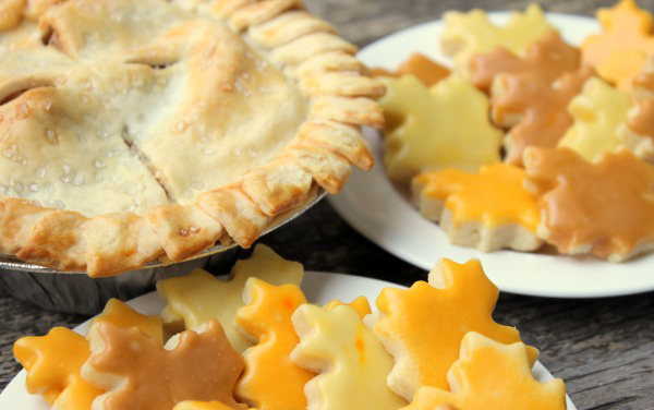 consider a theme when decorating your food!