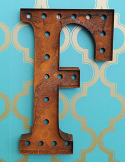 Tori Spelling - Finn's nursery