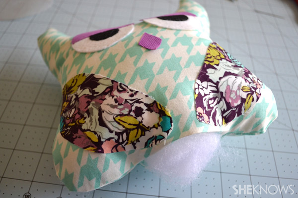 DIY Owl Pillow: Stuff batting