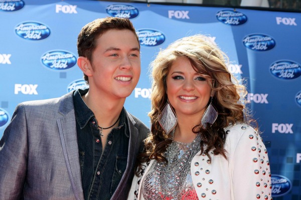 Scotty McCreery and Lauren Alaina at the finale of American Idol