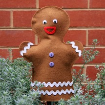 No-sew gingerbread puppets