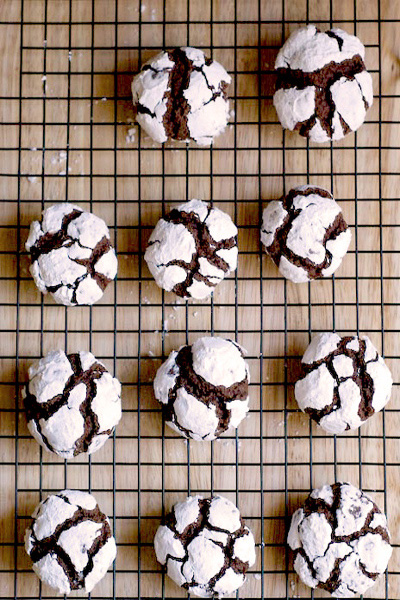 Chocolate snowball crinkle cookies recipe