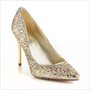sleek pointed toe pumps