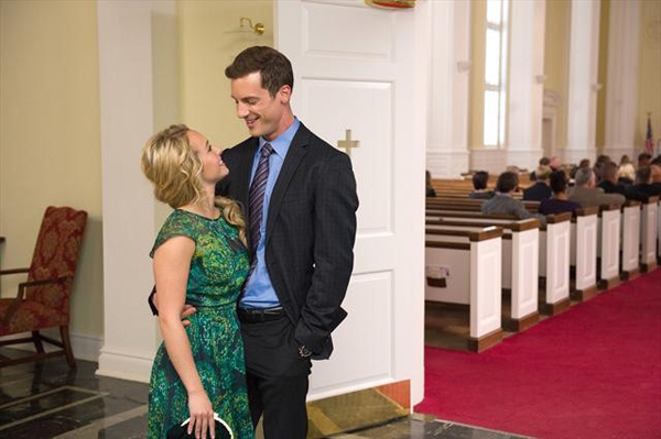 Juliette proposes to Sean on Nashville