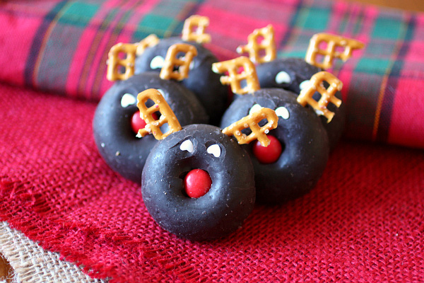 Reindeer donut bites recipe