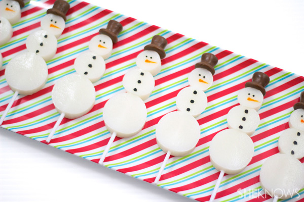 Snowman jello shot pops