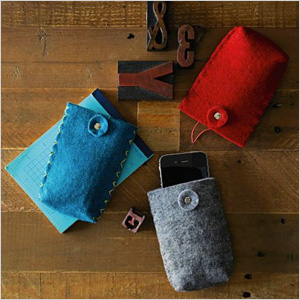 Felt Phone Holder