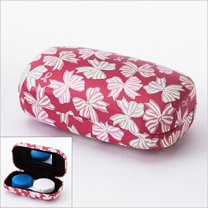 Lauren Conrad's Kohl's contact case