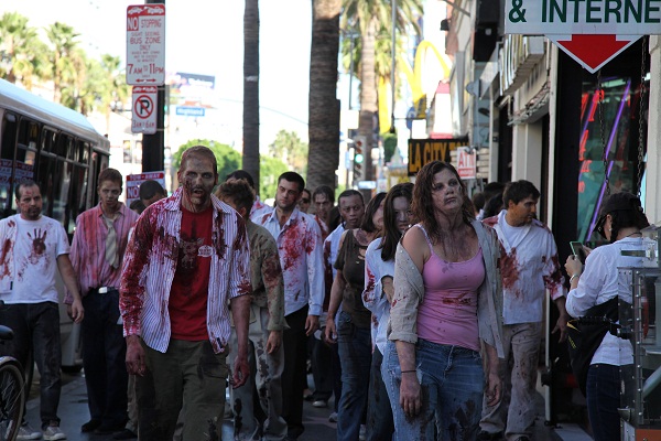 http://cdn.sheknows.com/articles/2012/12/zombie-apoc-tips-tv.jpg